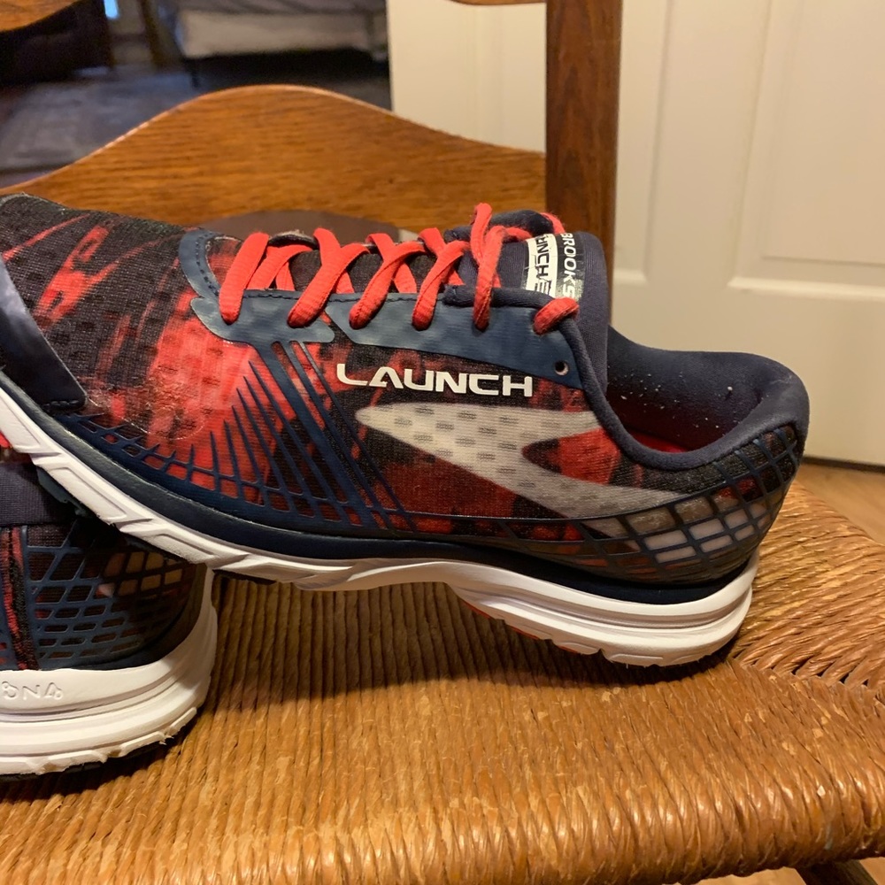 Brooks Launch 3 Women’s Running Shoe Size 8.5!